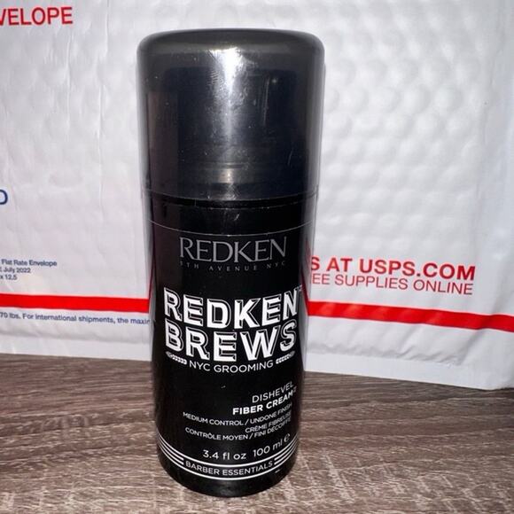 Redken Brews Dishevel Fiber Cream Medium Control Undone Finish men barber